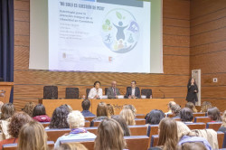 Valdecilla acoge una jornada sobre la Estrategia para la Atenci&oacute;n Integral de la Obesidad en Cantabria