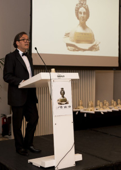 Valdecilla inaugura este jueves la muestra `Arquitecturas de la Memoria` de Pierre d`Agyll