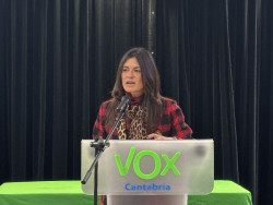 Velasco destaca el "r&eacute;cord" de afiliaci&oacute;n de Vox en Cantabria y acusa al PP de seguir "la misma pol&iacute;tica de PRC y PSOE"