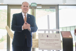 VÍDEO: Alberto de Mónaco elogia modernidad del Centro de Arte Rupestre de Cantabria: "Mi tatarabuelo estaría orgulloso"