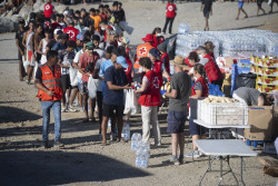 Vox acusa a diversas ONG, como Cruz Roja, de favorecer "la permanencia de los invasores en Ceuta"
