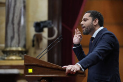 Vox critica el RD que garantiza la atenci&oacute;n sanitaria a migrantes en situaci&oacute;n irregular: "No somos una ONG"