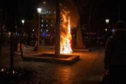 Vox culpa a S&aacute;nchez de los disturbios de Barcelona: "Ha tra&iacute;do el caos y la violencia que reina en Francia e Italia"