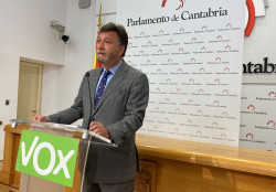 Vox denuncia la "paralizaci&oacute;n" de las obras de la A-67 en Torrelavega