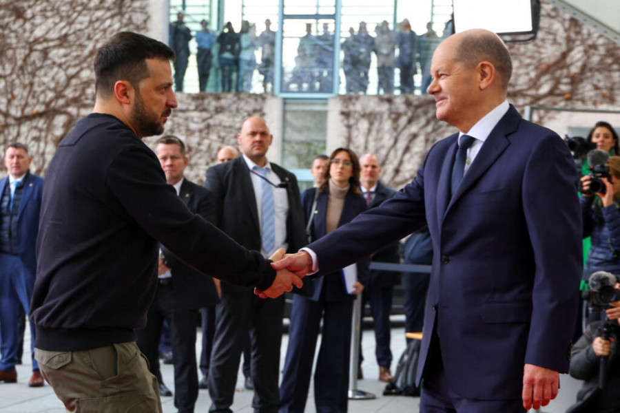 Zelenski cifra en 50.000 millones de dólares anuales las pérdidas de Rusia por las sanciones a sus petroleras